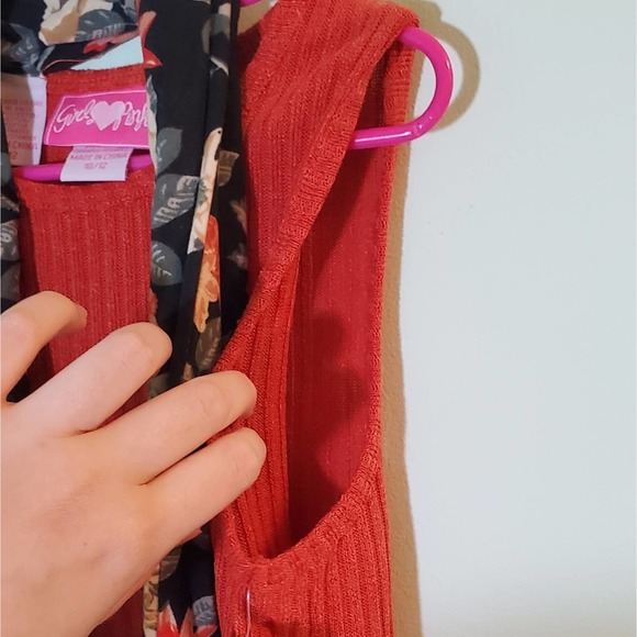 NEW! "Girls Love Pink" Big Girls Orangey Red Pullover Sweater w/ Scarf Sz 10/12 - Picture 6 of 9